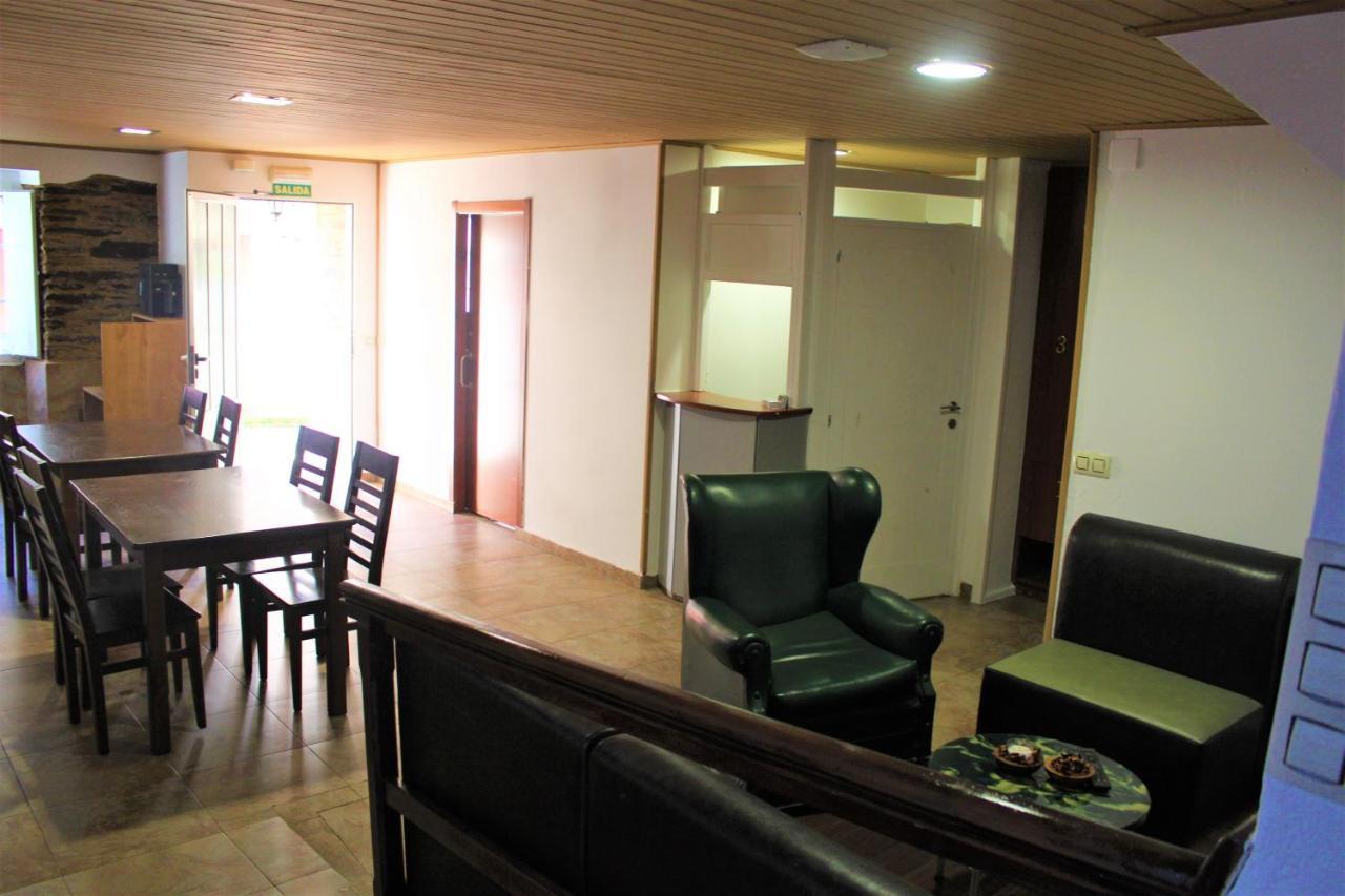 Albergue O Botafumeiro Arzúa Buitenkant foto